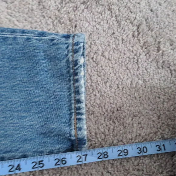 Levi's 501 distressed jeans 28x28 - Picture 9 of 9